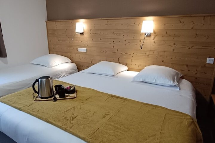 Room 43 of 115