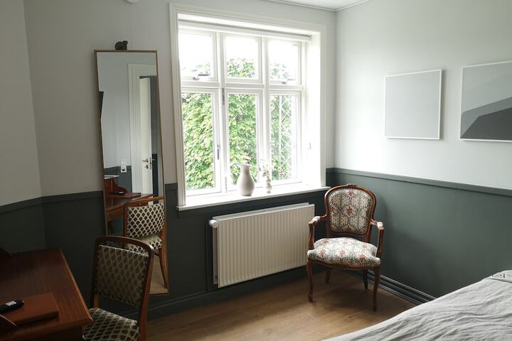 Room 8 of 47