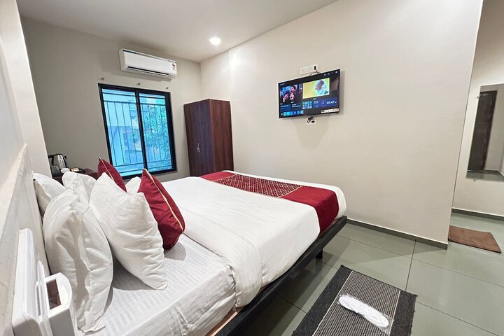 Room 14 of 17