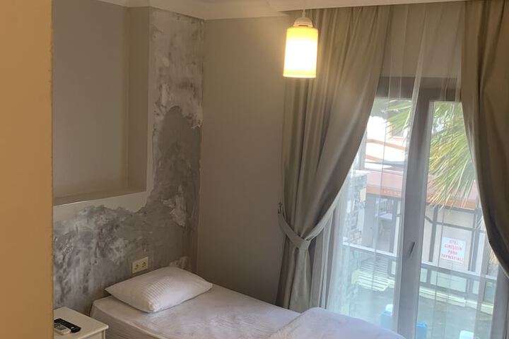 Room 54 of 159
