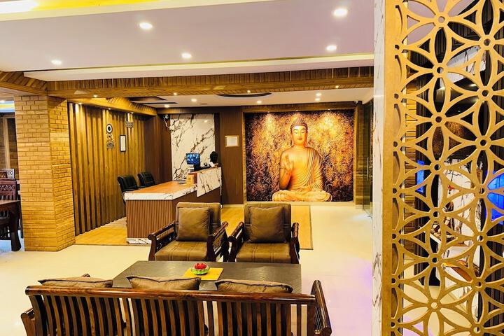 Hotel Interior 4 of 36