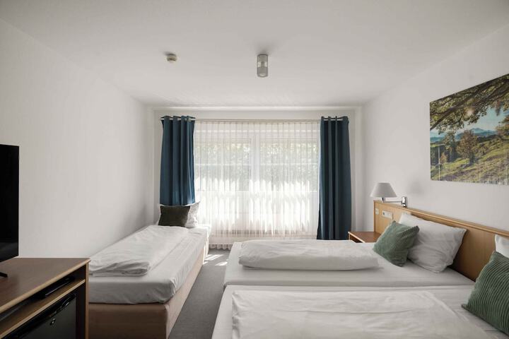 Room 7 of 23