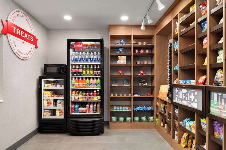 Snack bar
