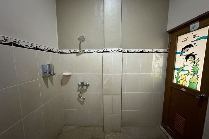 Room 15 of 24