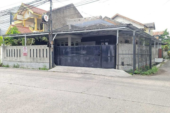 EXPRESS O 92035 Rumah Singgah 8b Syariah