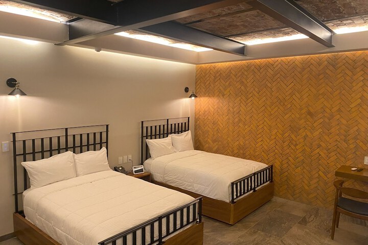 Room 7 of 81