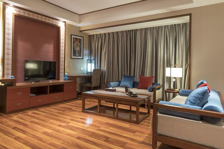 Room 18 of 29