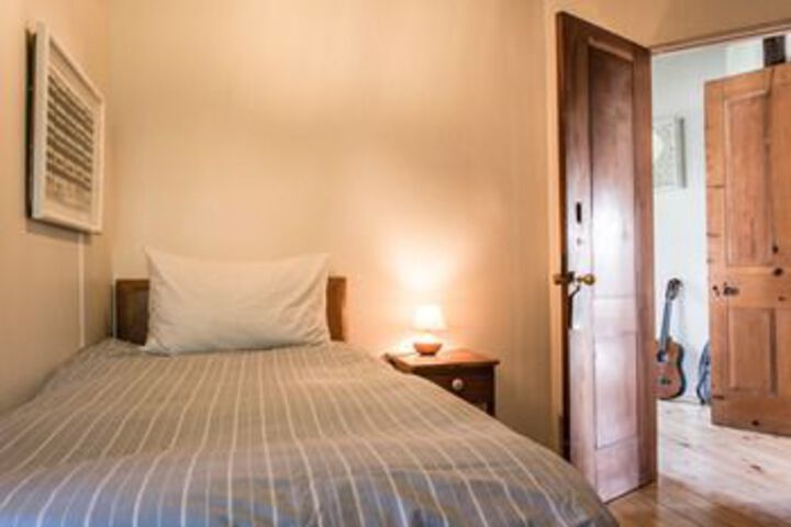 Room 8 of 25