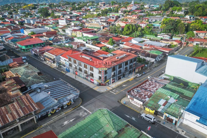 Image of Luckys Hotel y Casino