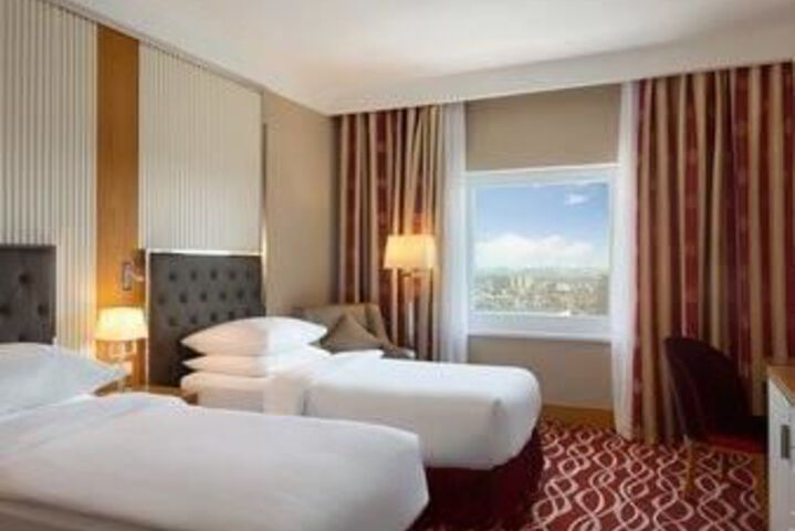 Room 27 of 51