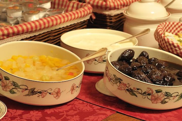 Dining 68 of 86
