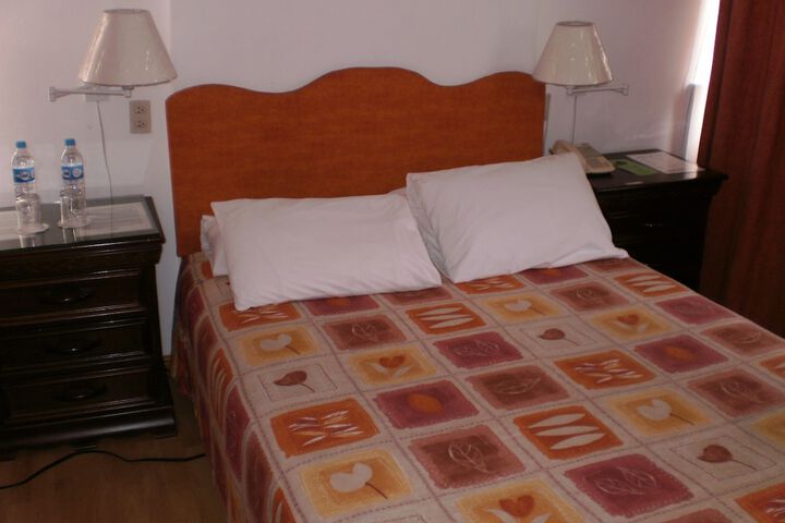 Room 5 of 86