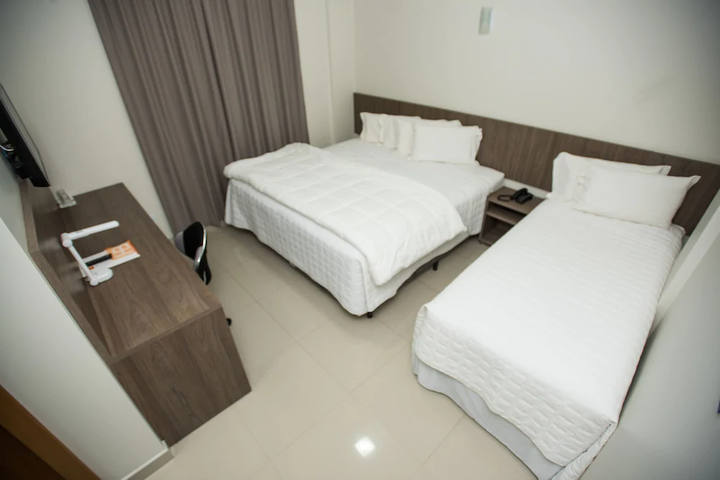 Room 10 of 10