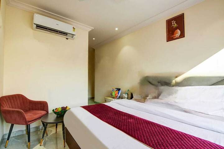 Room 15 of 29