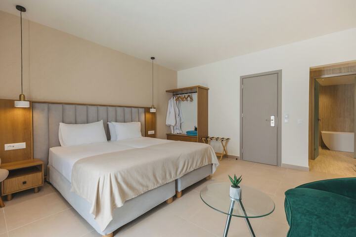 Room 62 of 184