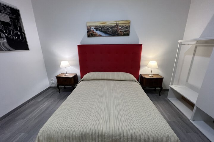 Room 7 of 34