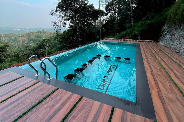 Pool 28 of 36