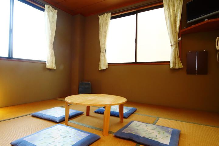 Room 12 of 55