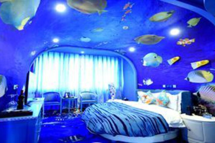 Room 2 of 21