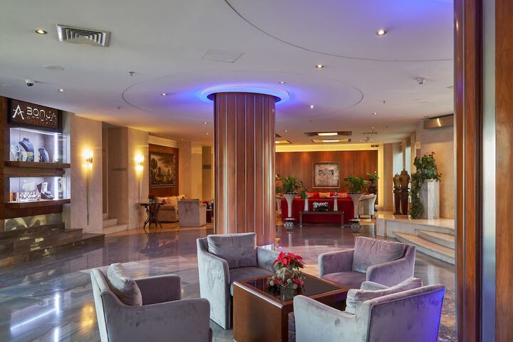 Lobby Photos