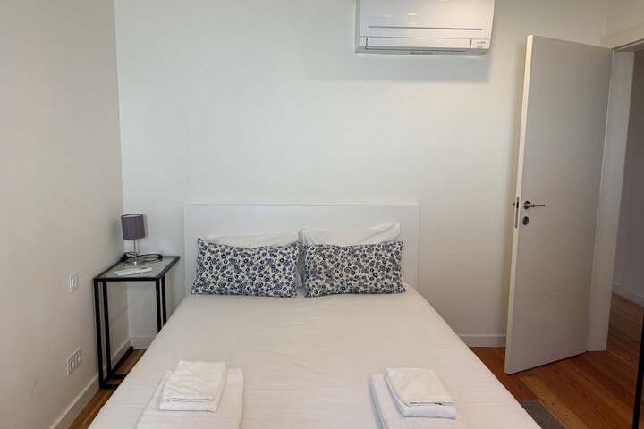 Room 14 of 287