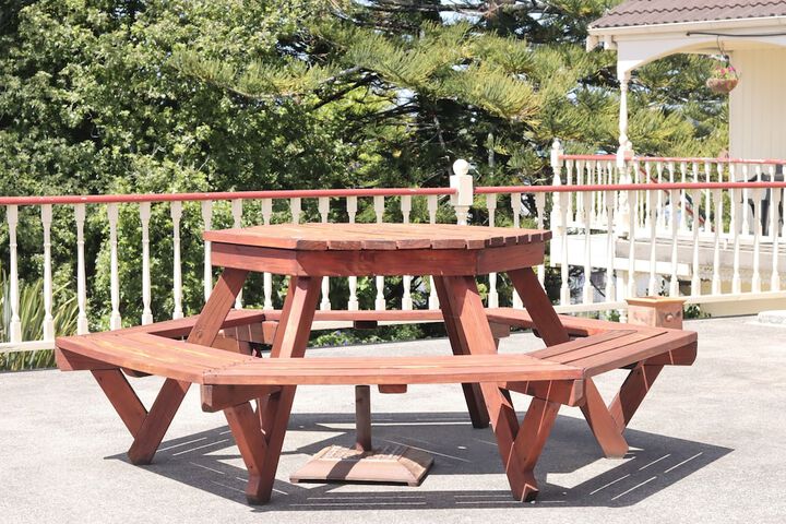 Sundeck 6 of 9