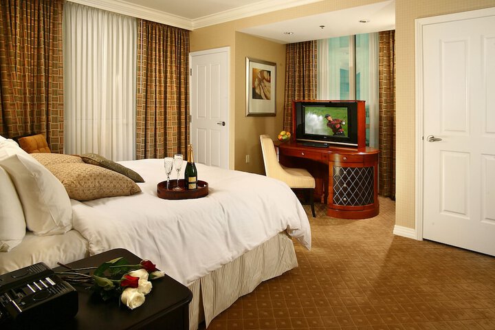 Room 16 of 72