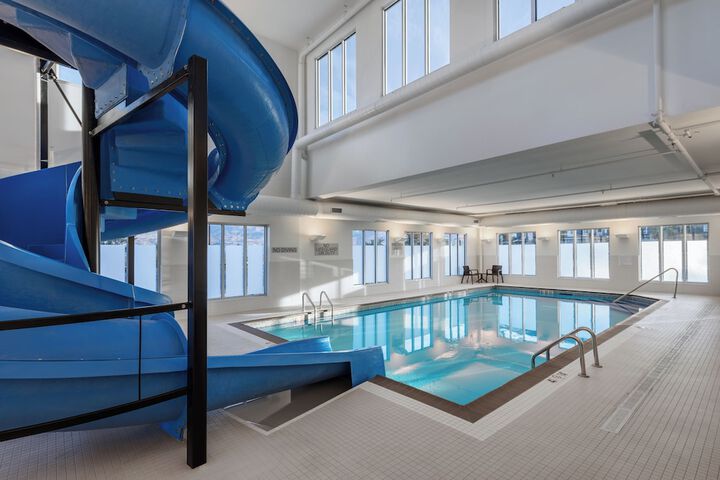 Pool image of TownePlace Suites by Marriott West Kelowna