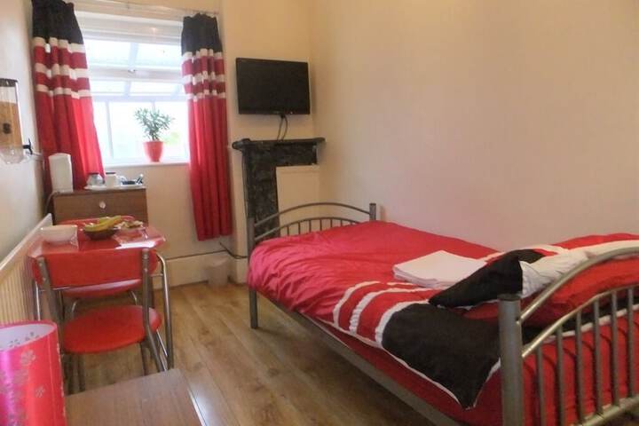 Room 7 of 22
