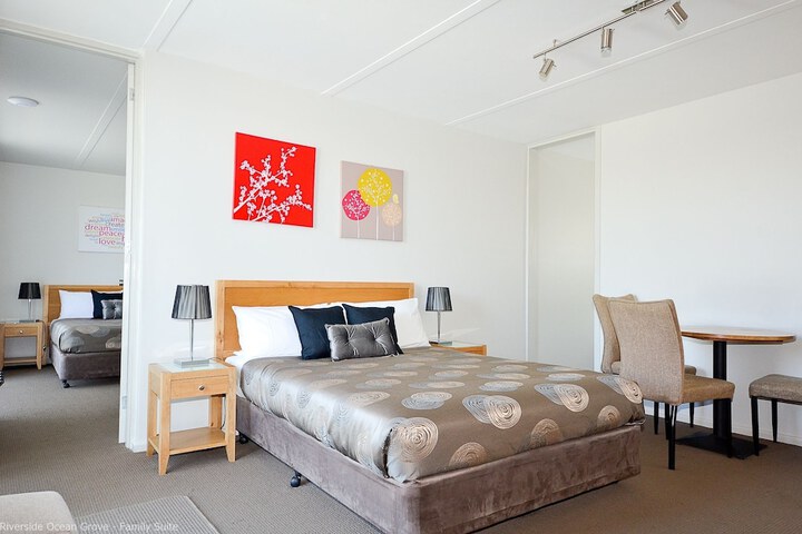 Room 4 of 48