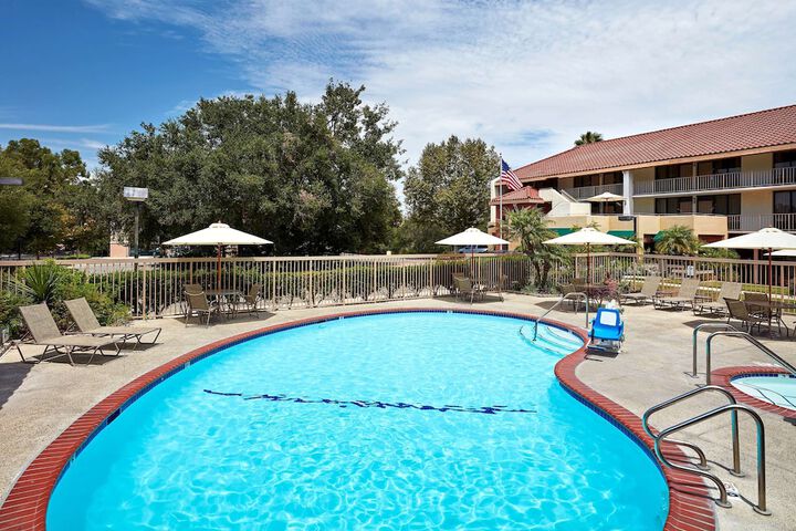 Pool 16 of 23