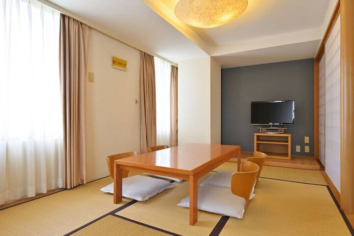 Room 19 of 49