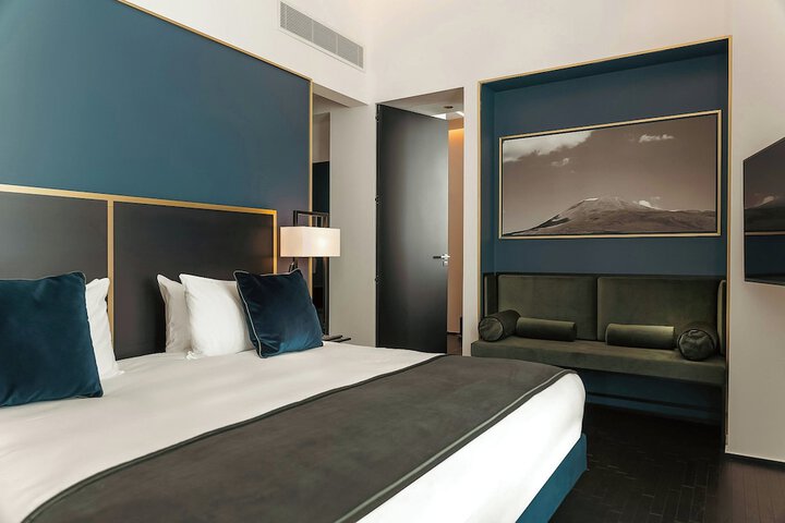 Room 36 of 105