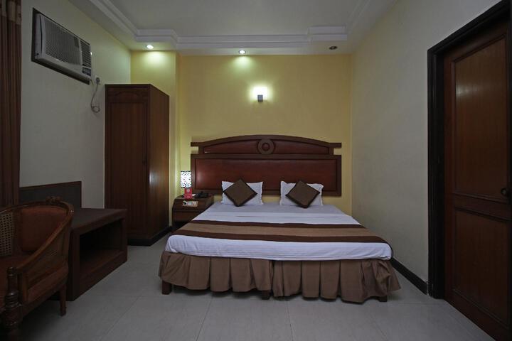 Room 3 of 5