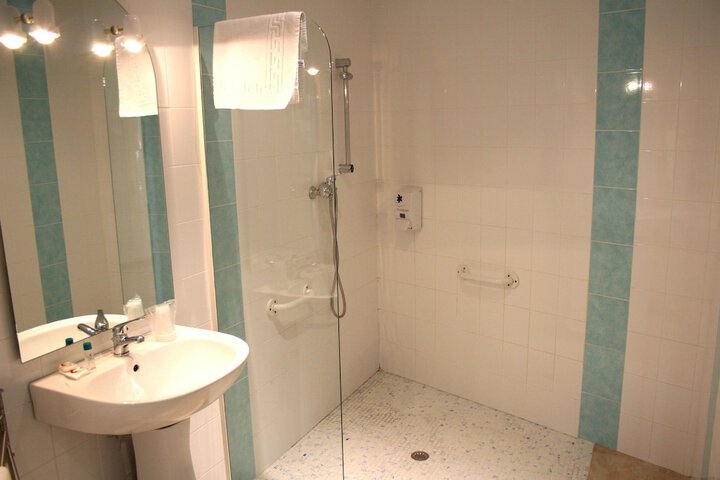 Room 31 of 54