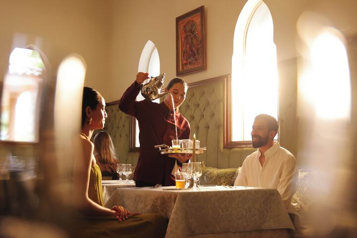Dining 56 of 70