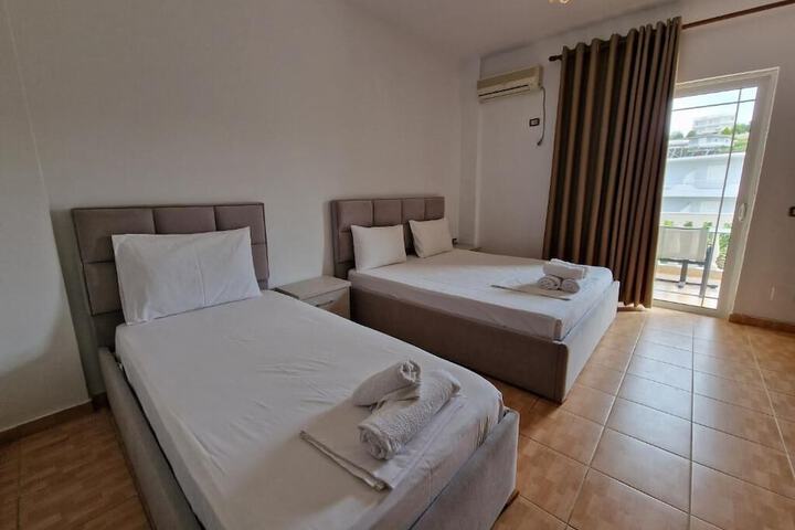 Room 29 of 115