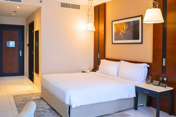Room 10 of 47