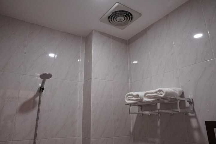 Room 16 of 26