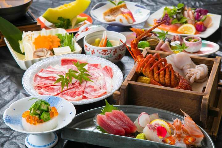 Dining Photos