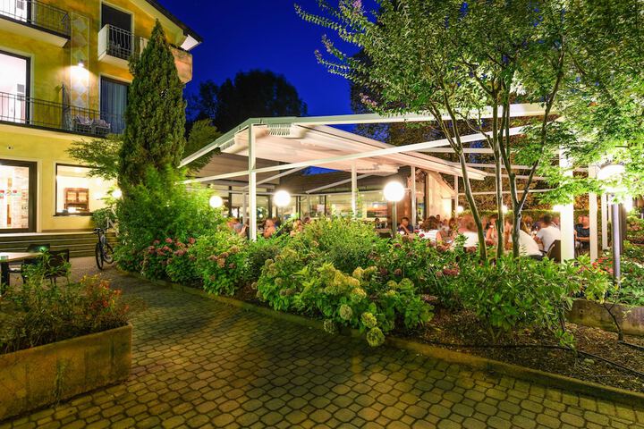 General 93 of 107