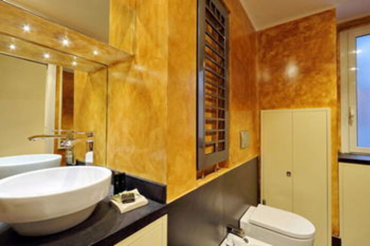 Room 3 of 31