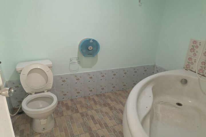 Room 10 of 10