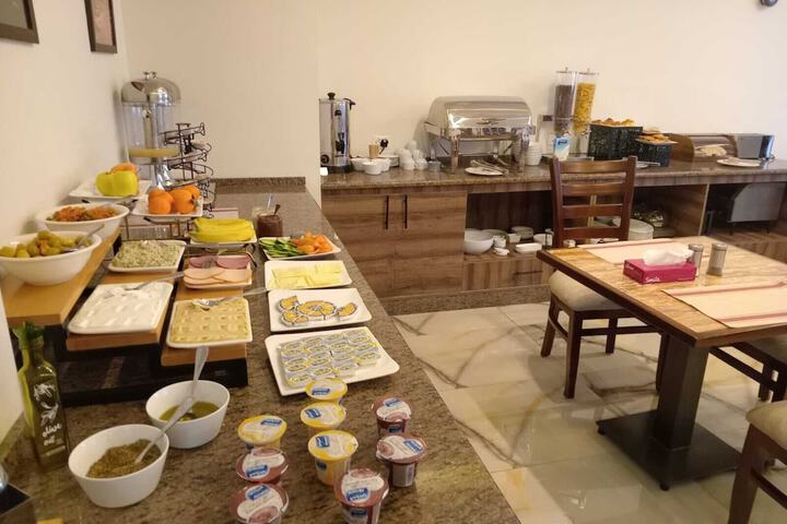 Dining 209 of 235