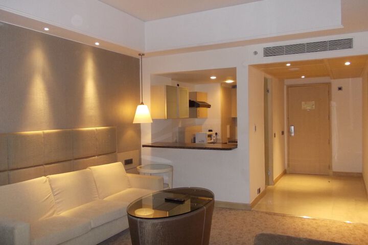 Room 6 of 59