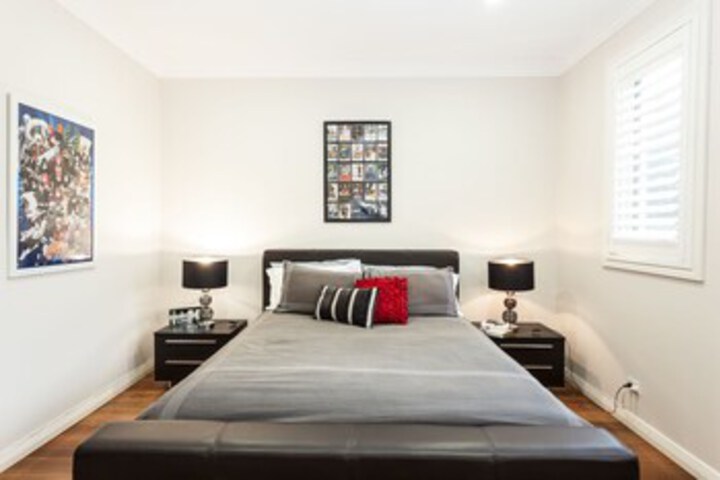 Room 9 of 23