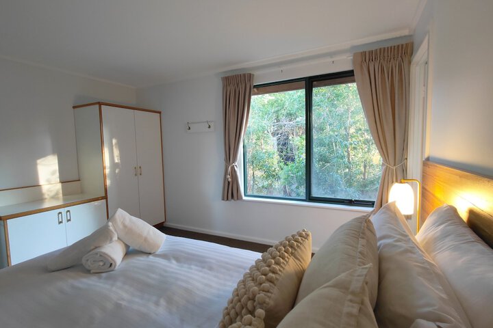 Room 30 of 77