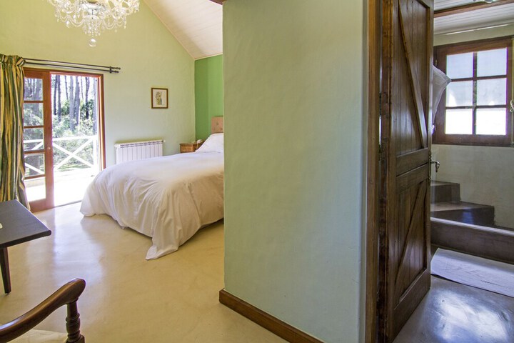 Room 48 of 118
