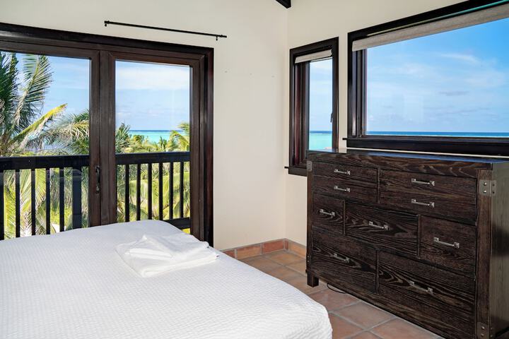 Room 55 of 195