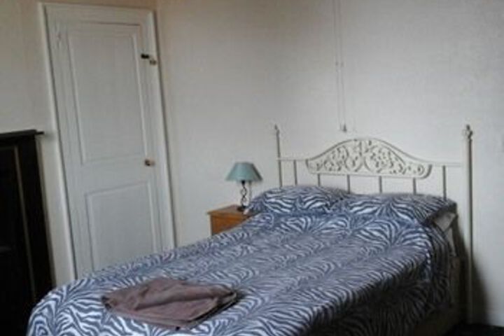 Room 25 of 29